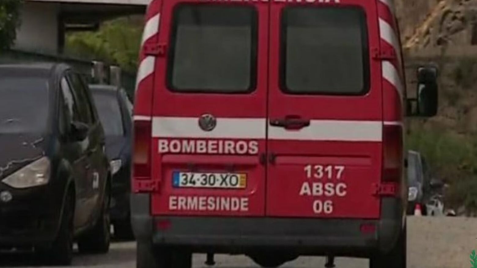 Ermesinde: Três feridos em colisão de dois veículos