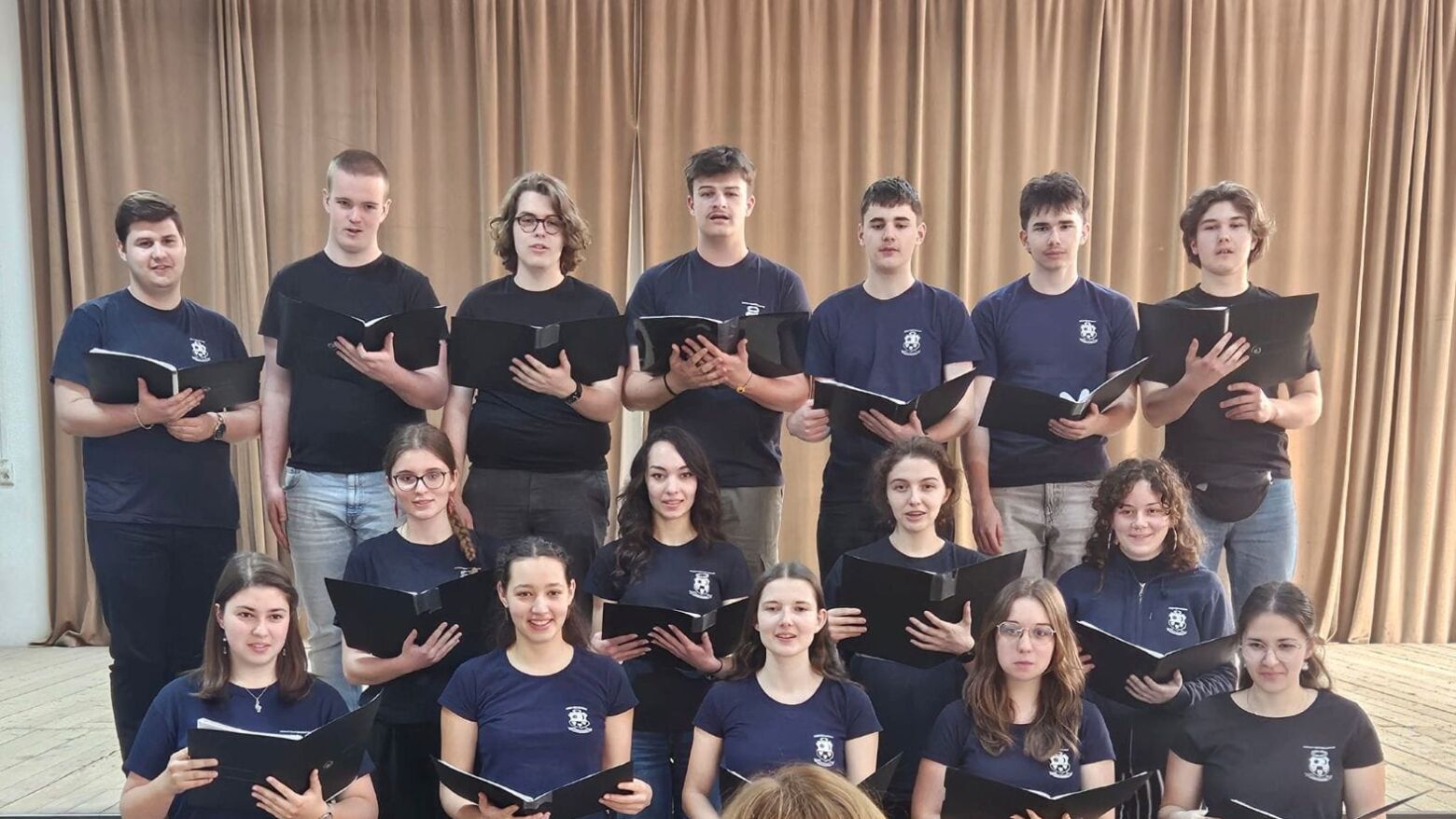 Lousada: Centro de Interpreta&ccedil;&atilde;o do Rom&acirc;nico recebe concerto de coro juvenil romeno