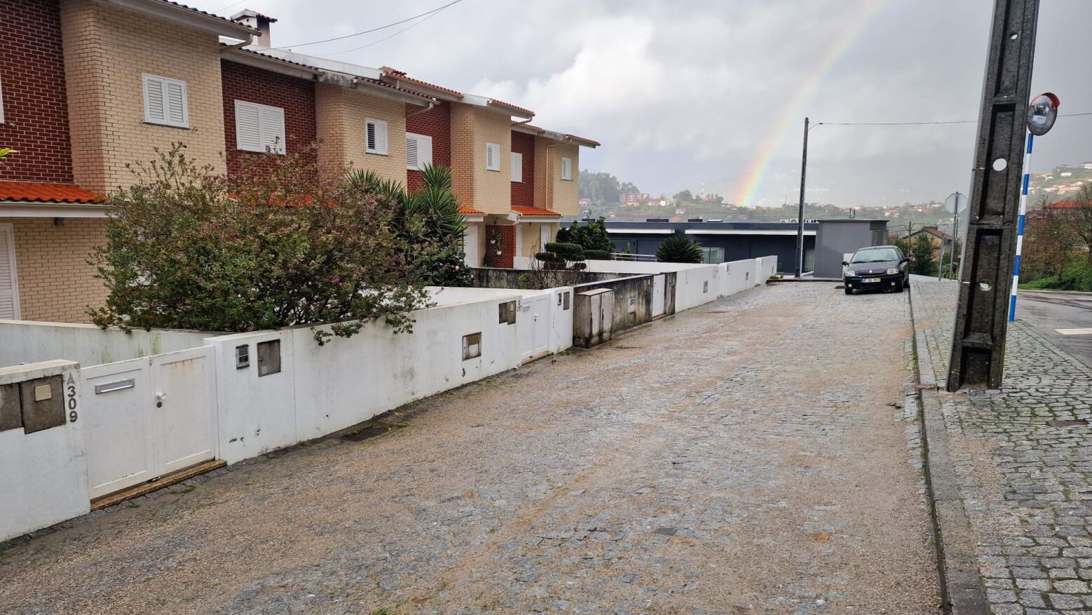 Castelo de Paiva conclui requalifica&ccedil;&atilde;o de cal&ccedil;adas em tr&ecirc;s freguesias ao abrigo das "Obras de Proximidade"