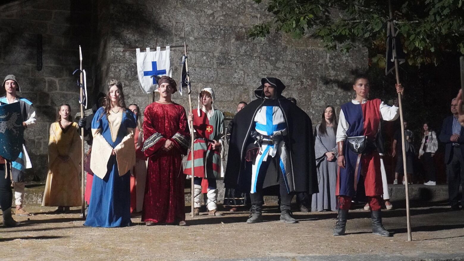 Mercado Medieval de São Nicolau abriu esta sexta-feira e promete três dias de animação no Marco