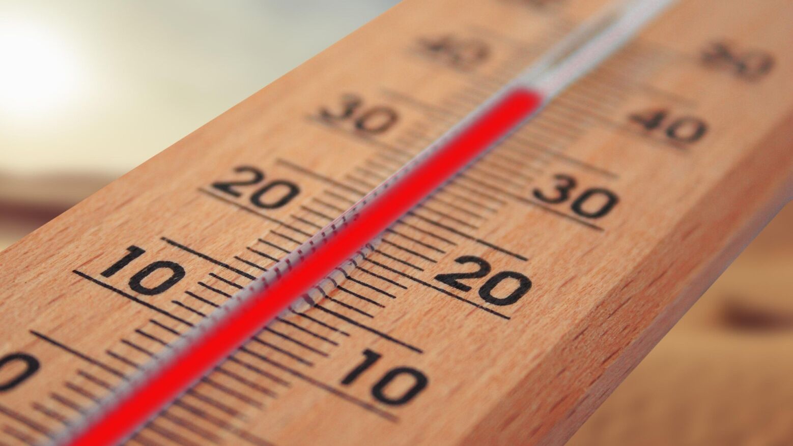 Fim de semana inicia com temperaturas altas