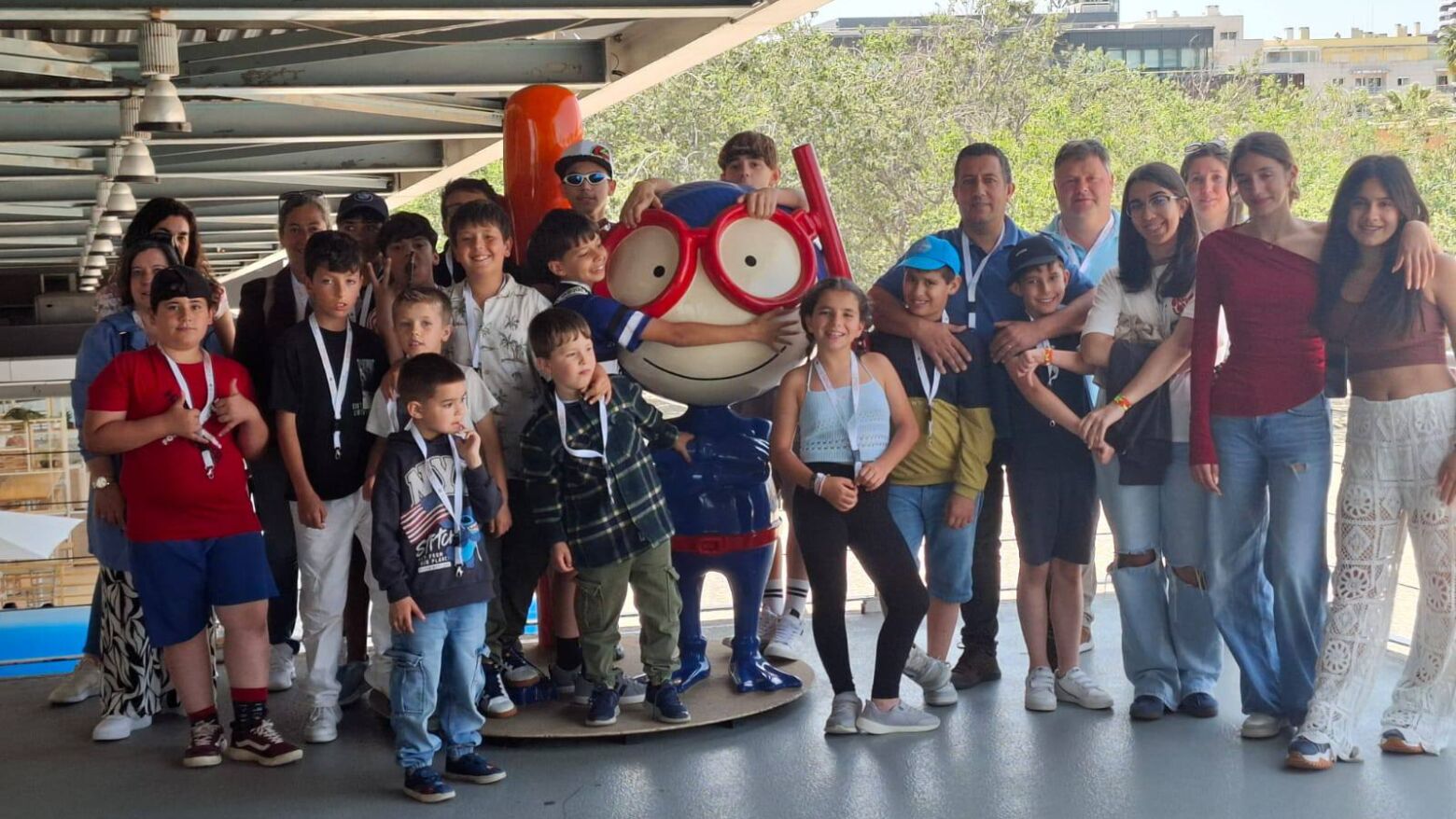 Crianças de São João de Fontoura Visitaram o Oceanário no Dia Mundial da Criança