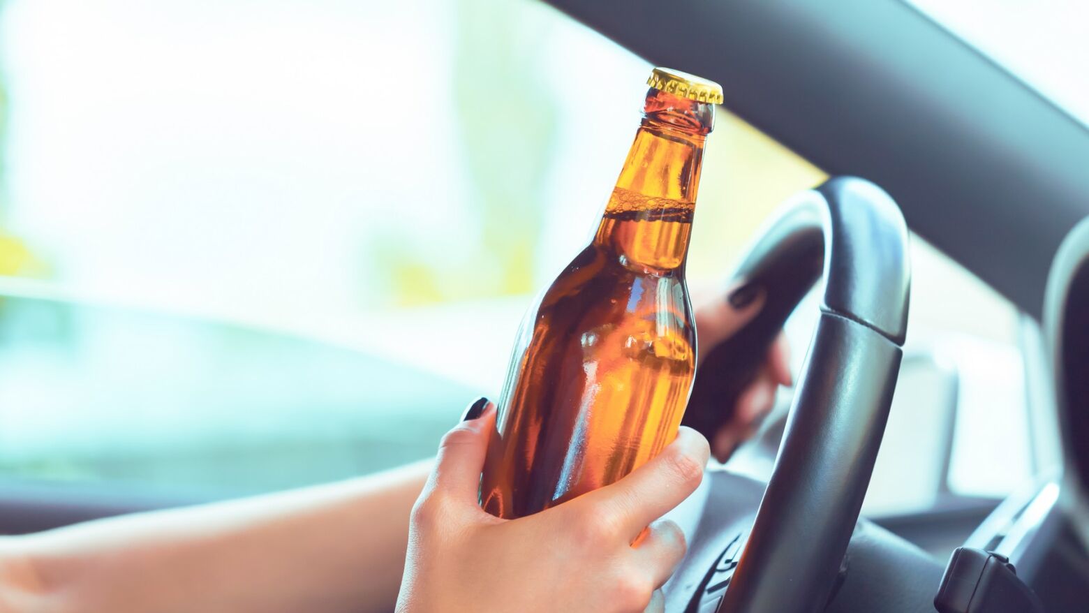 &Aacute;lcool ao volante: Dois ter&ccedil;os dos acidentes com v&iacute;timas em Portugal envolvem taxa crime