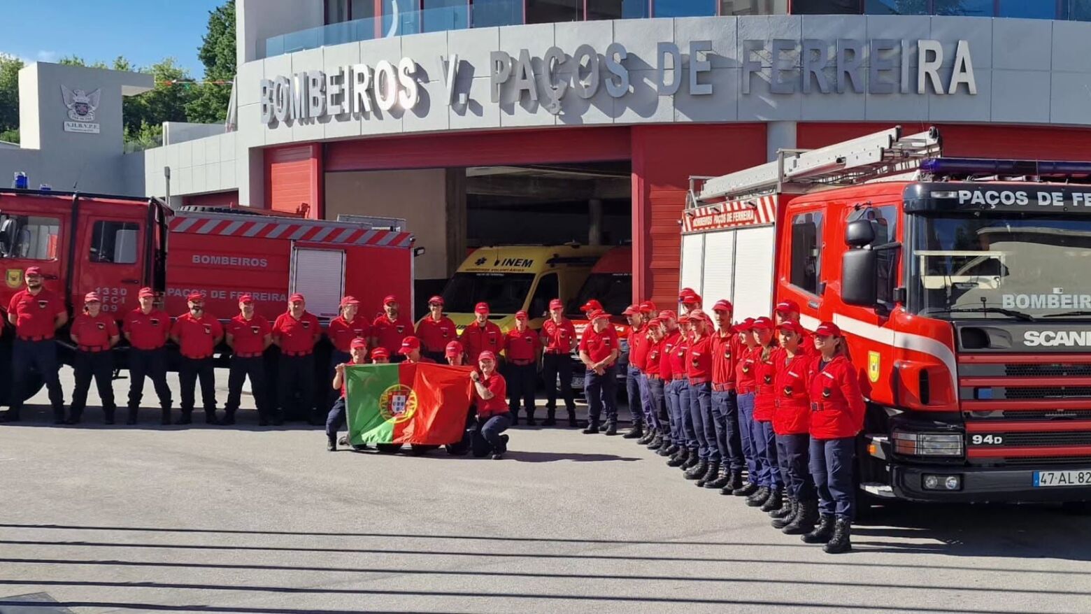 Bombeiros de Pa&ccedil;os de Ferreira adiam festa de anivers&aacute;rio devido a grande inc&ecirc;ndio florestal em Penamaior