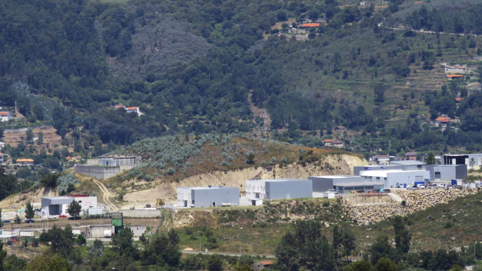 Coligação PSD/CDS reafirma apoio ao investimento, mas critica condução do processo das Zonas de Acolhimento Empresarial em Cinfães
