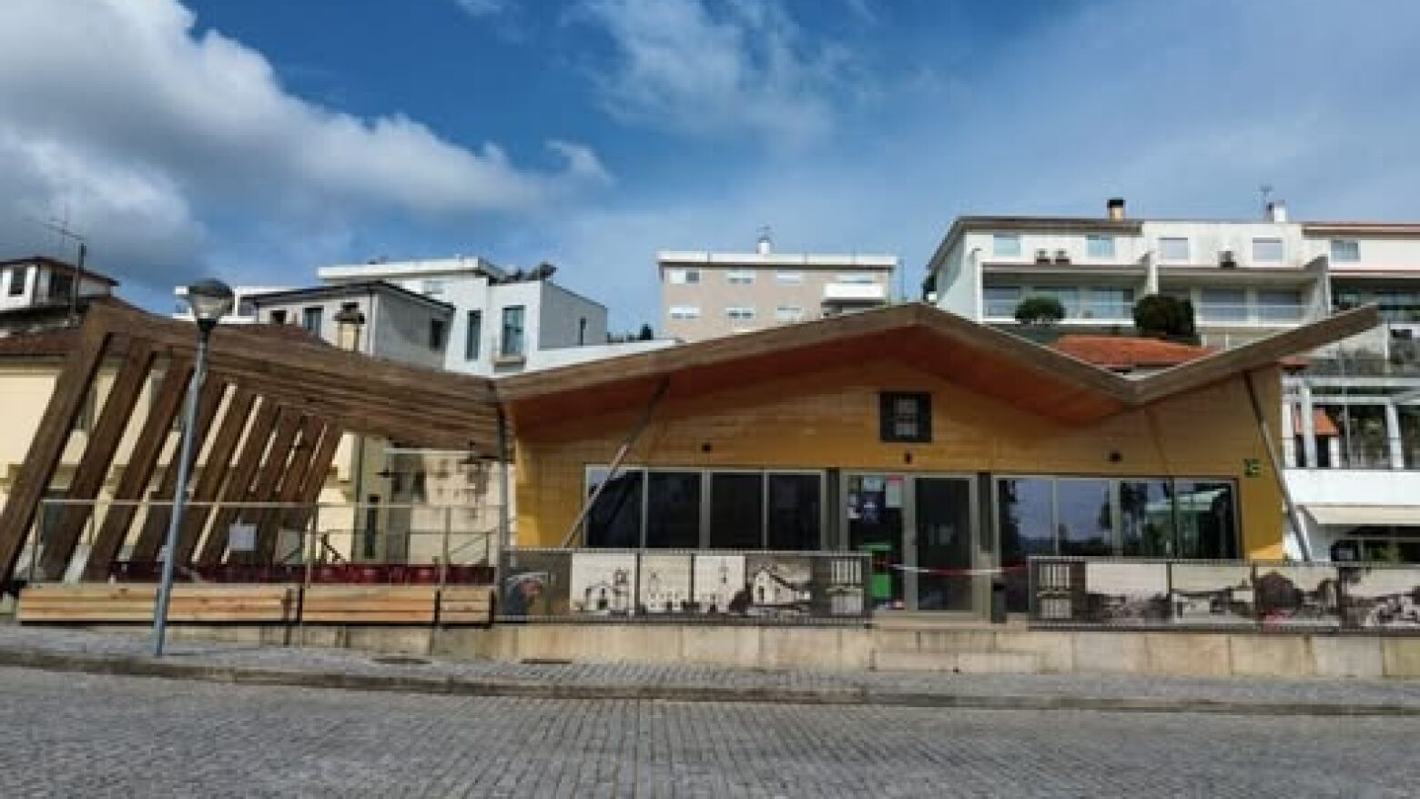 Aberto concurso para concessão de espaço destinado a café e snack-bar em Vila Meã, Amarante