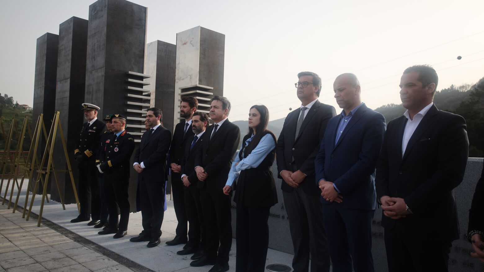 Penafiel inaugura memorial em Entre-os-Rios para assinalar 25 anos da trag&eacute;dia da Ponte Hintze Ribeiro