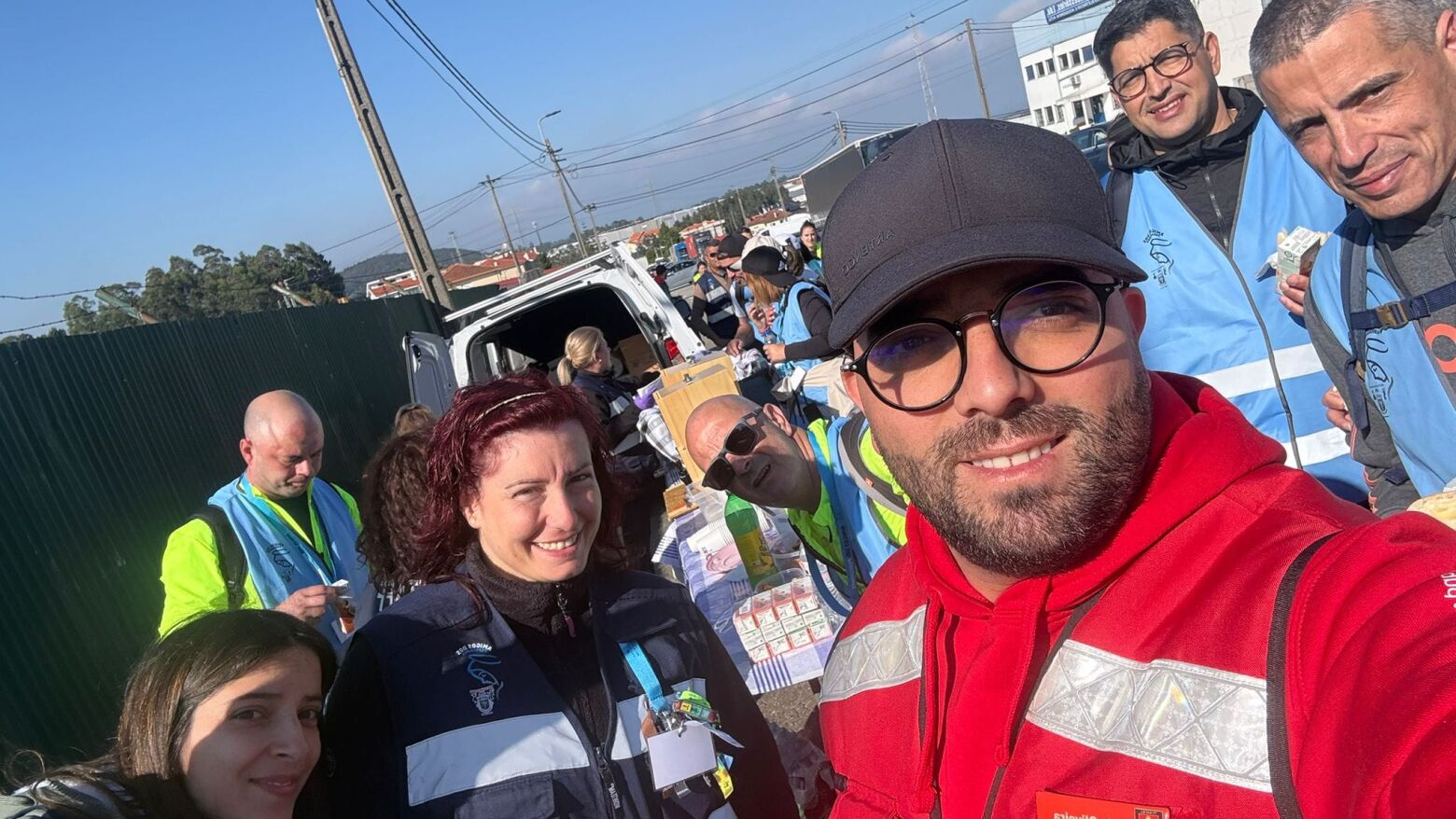 &ldquo;A f&eacute; &eacute; o que nos move&rdquo;: Lu&iacute;s Oliveira lidera &ldquo;cl&iacute;nica m&oacute;vel&rdquo; que garantiu a chegada de peregrinos de Penafiel a F&aacute;tima