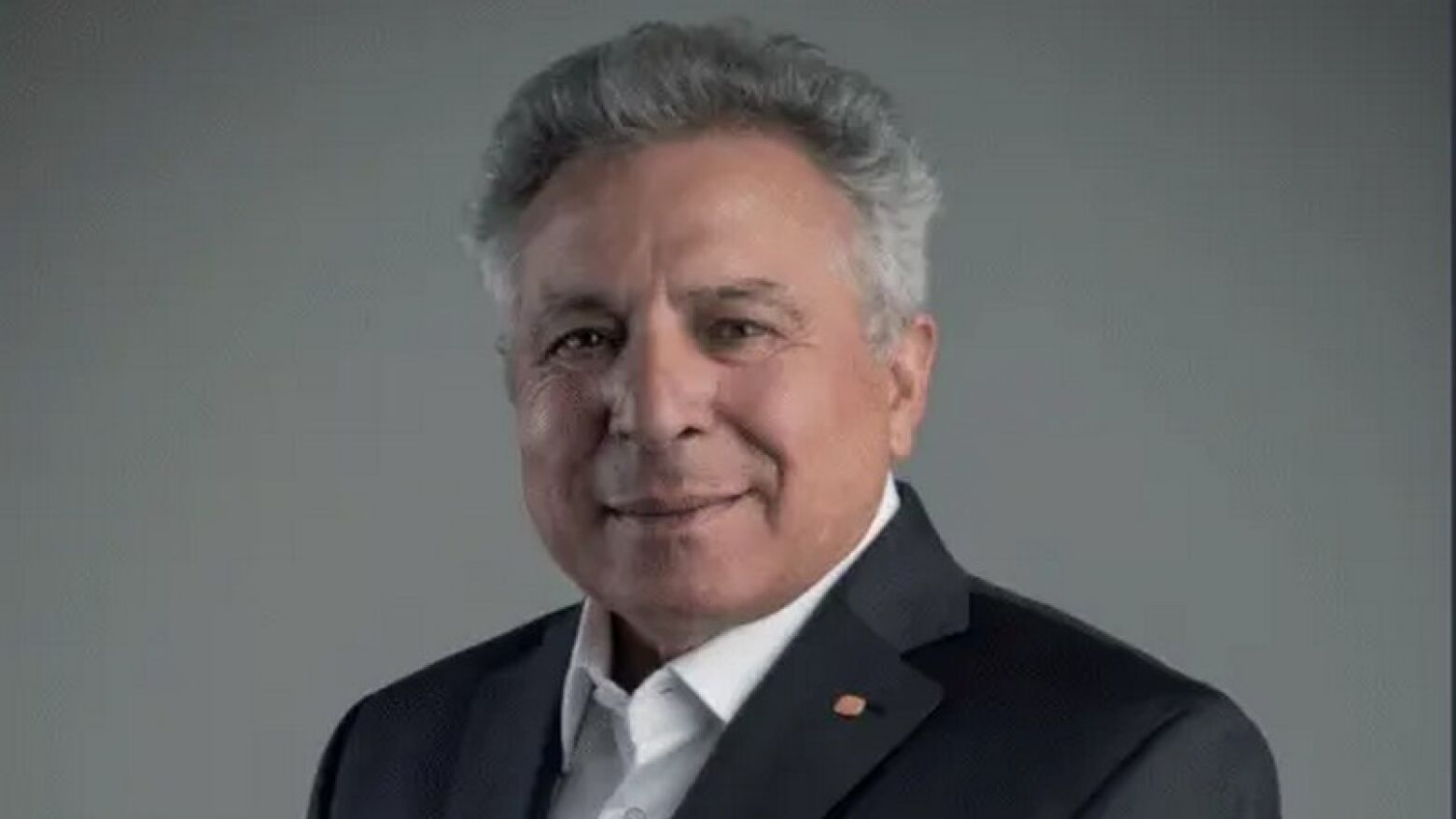 AF Porto acolhe apresenta&ccedil;&atilde;o do livro "Em Nome da Vida" do pacense Jos&eacute; Neto