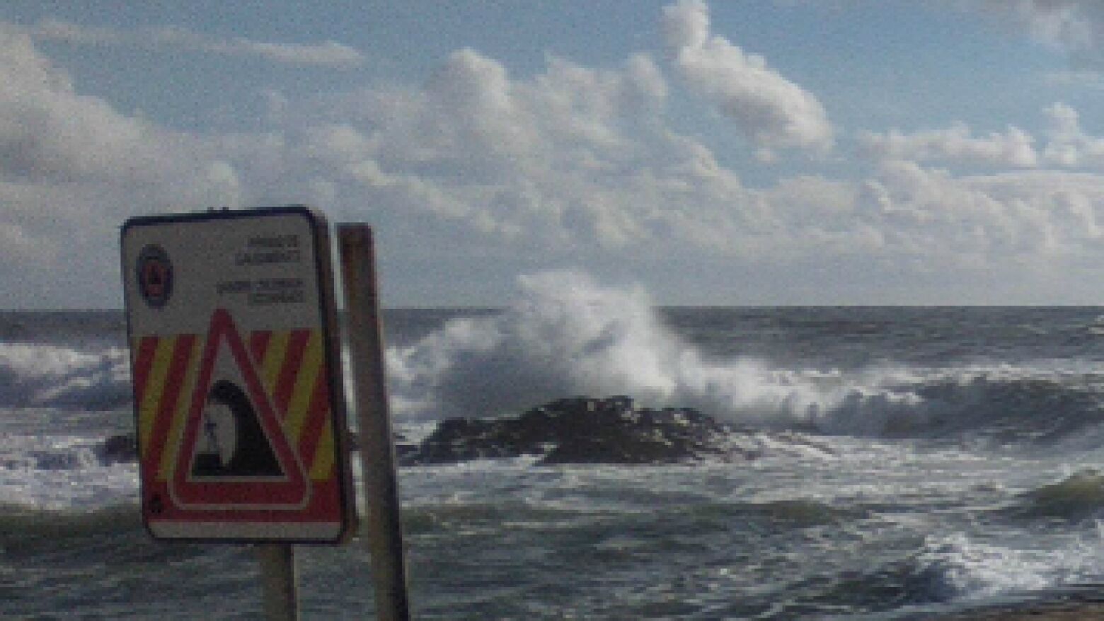 Ondas até 11 metros, vento e neve colocam vários distritos sob aviso a partir de quinta-feira