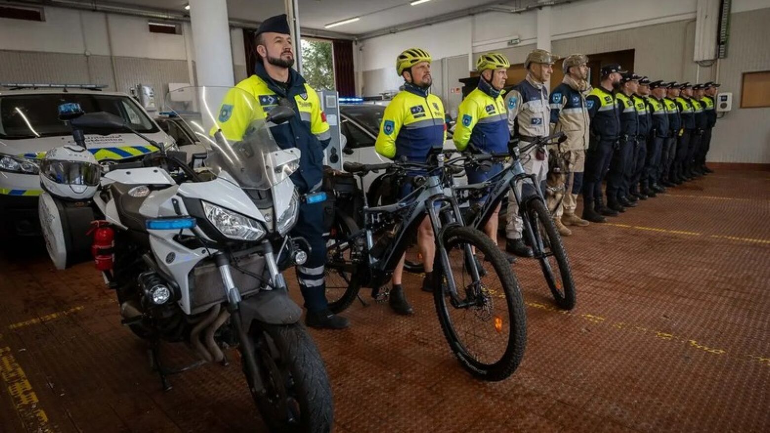 Pol&iacute;cia Municipal do Porto refor&ccedil;ada com 80 novos agentes ap&oacute;s "luz verde" do Governo