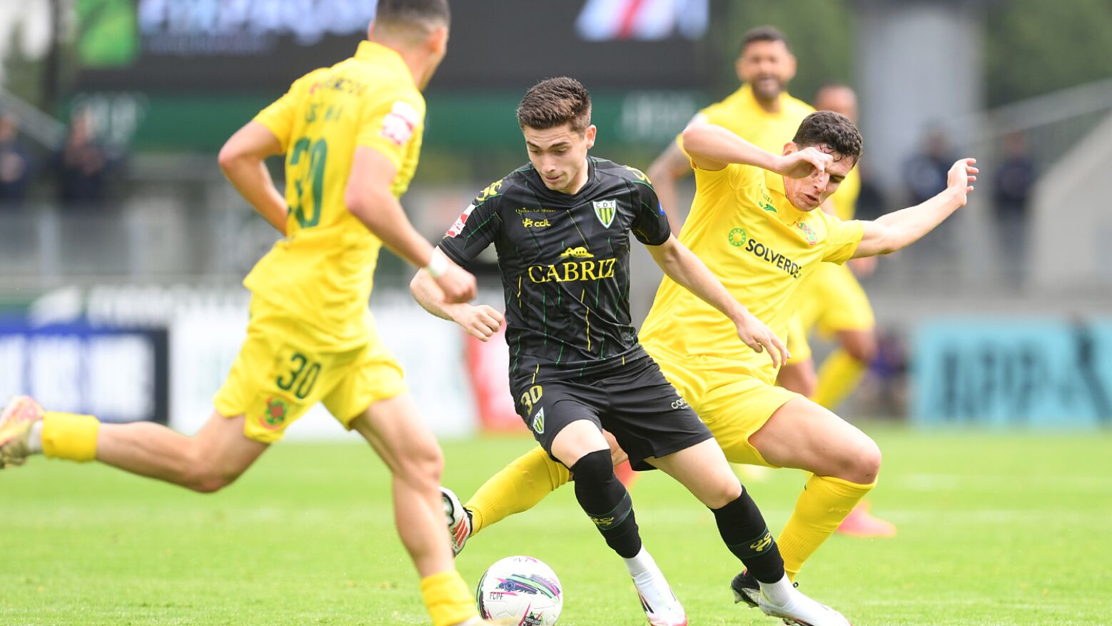 FC Paços de Ferreira perde com Tondela e arrisca zona de despromoção na II Liga