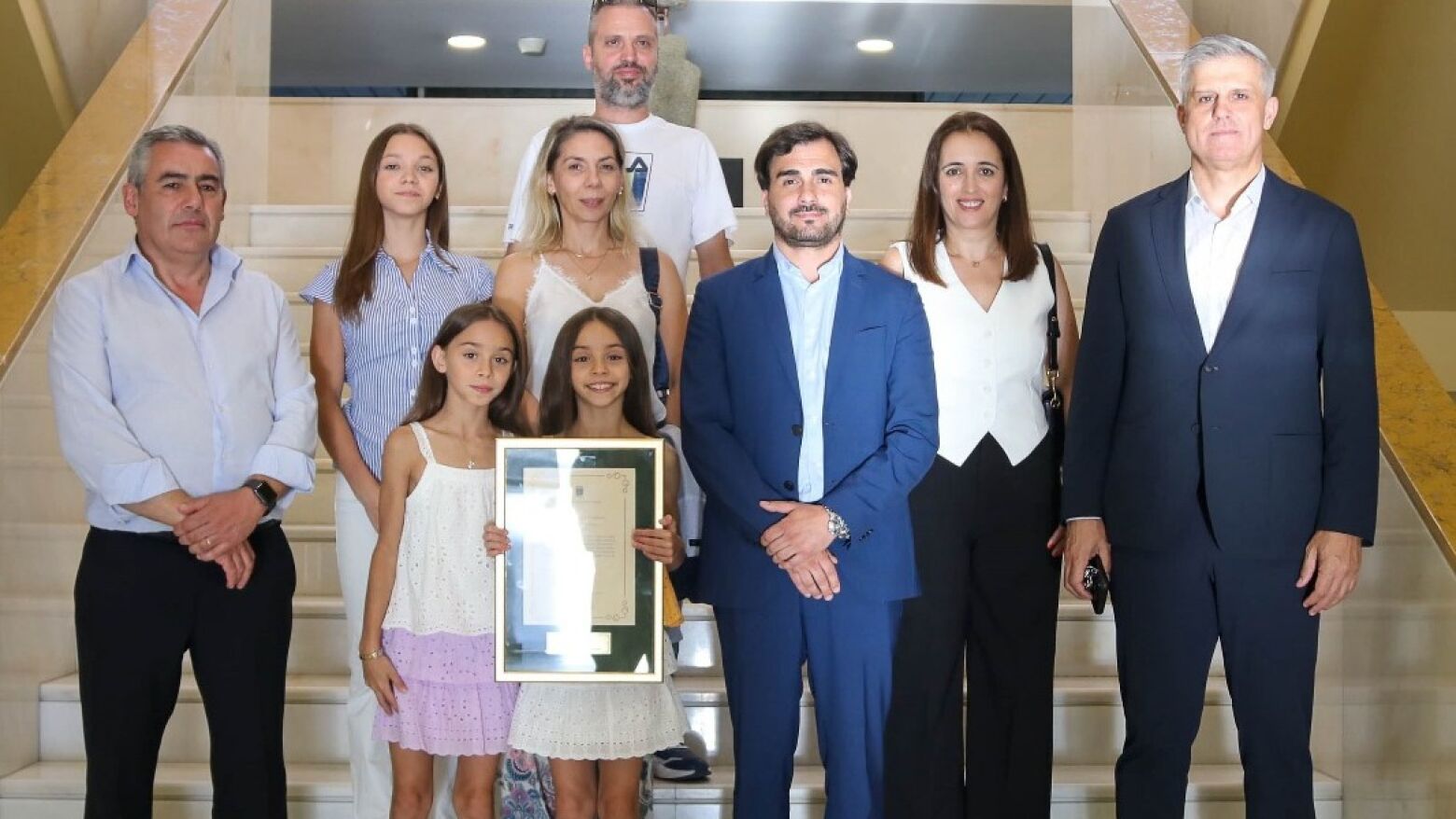 Município de Paços de Ferreira distingue atletas Célia Neto e Matilde Ribeiro com Diploma de Mérito Desportivo