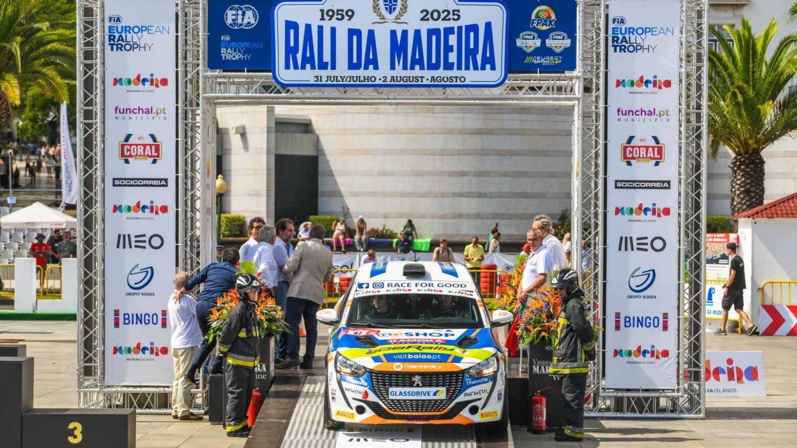 Filipe Nogueira supera desafios no 66.º Rali Vinho da Madeira ao volante do Peugeot 208 Rally4