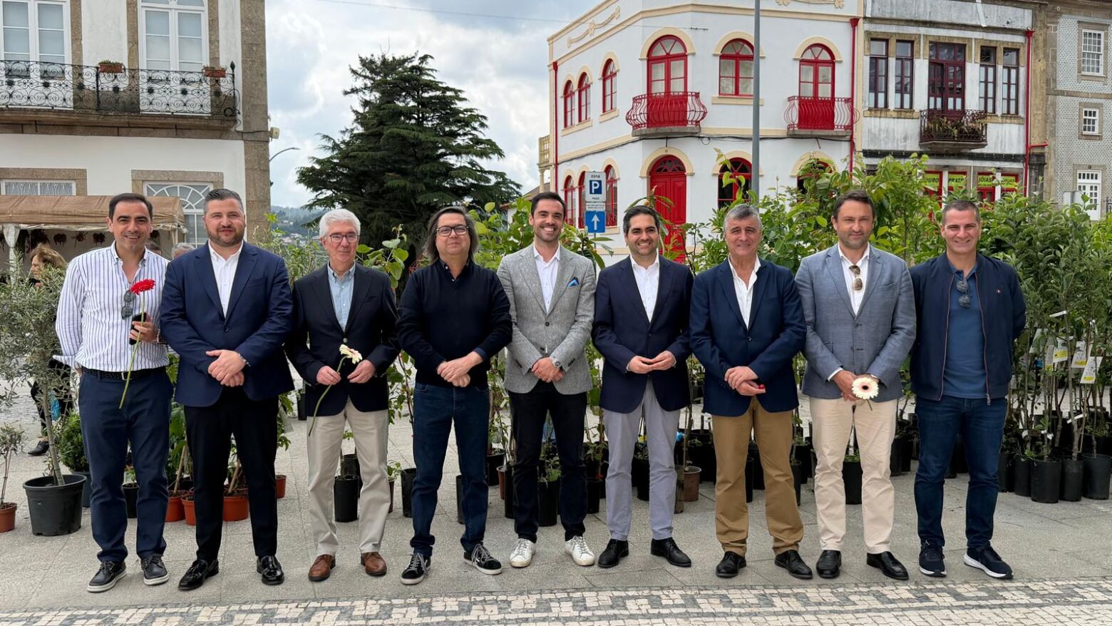 Penafiel em flor: 15.&ordf; edi&ccedil;&atilde;o do Flores & Sabores consolida-se e atrai multid&otilde;es no fim de semana do Dia da M&atilde;e