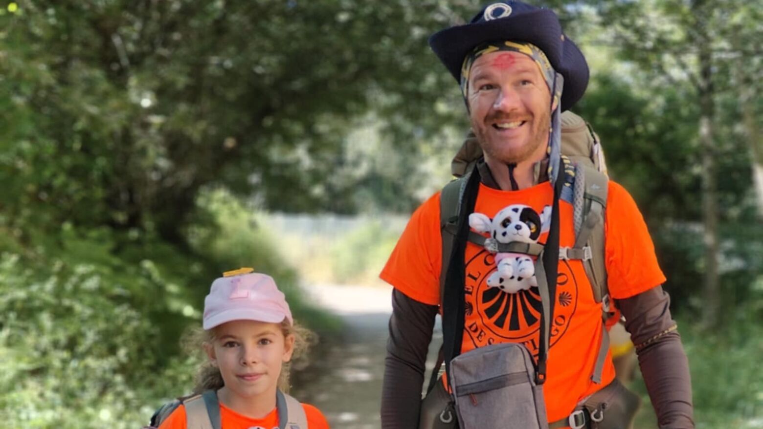 Pai e filha a pé pelo Caminho de Santiago: a experiência de Pedro Ferreira e Lara