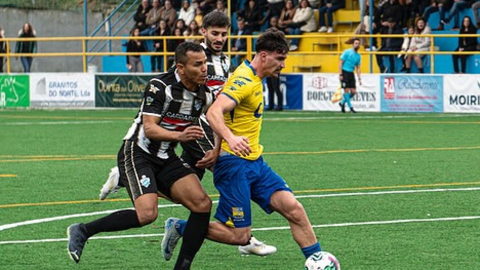 ADC Várzea do Douro entra com o pé direito na luta pelo título da Divisão de Honra da AF Porto