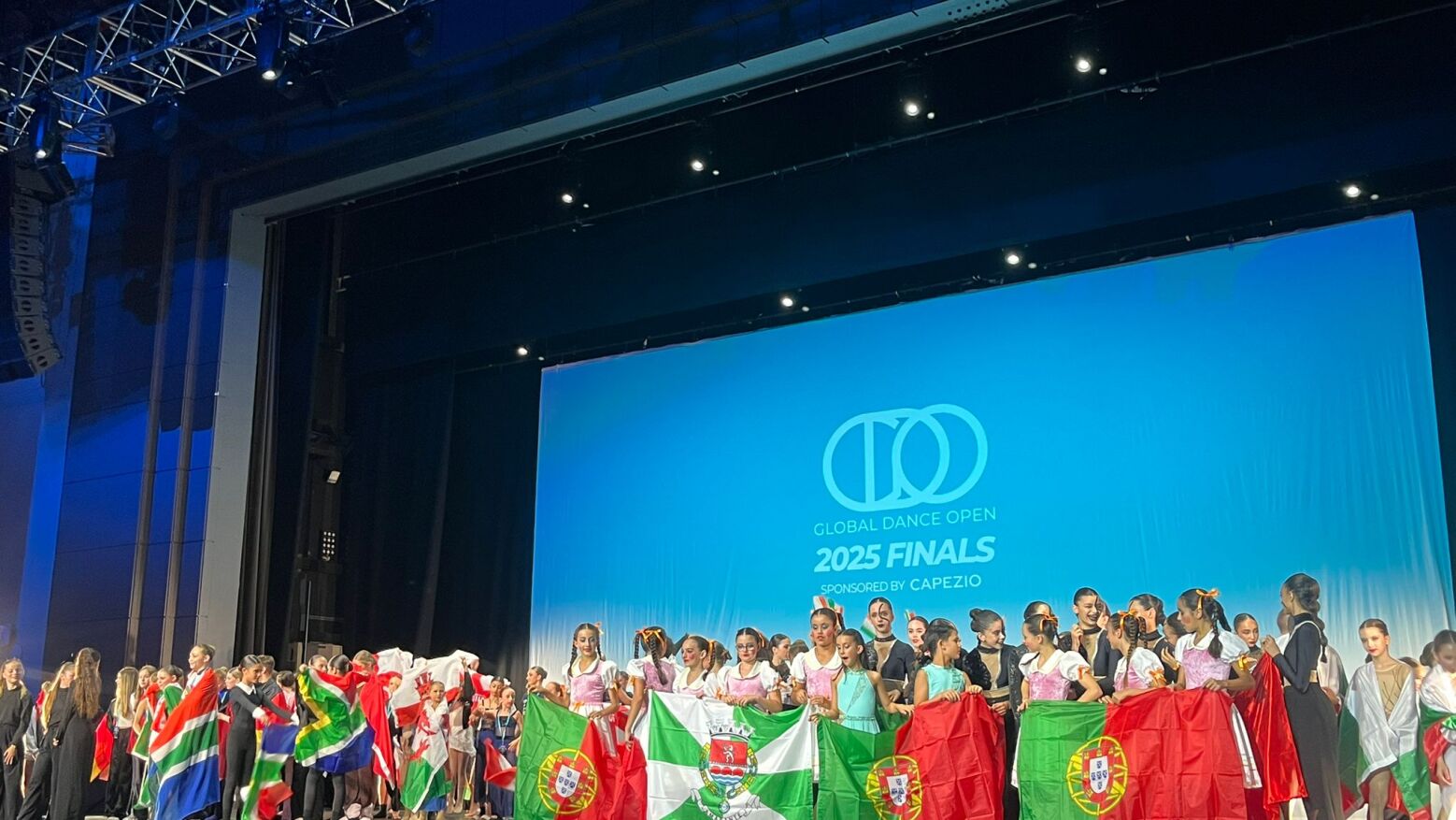 Bailarinos de Amarante participaram em competição internacional de dança