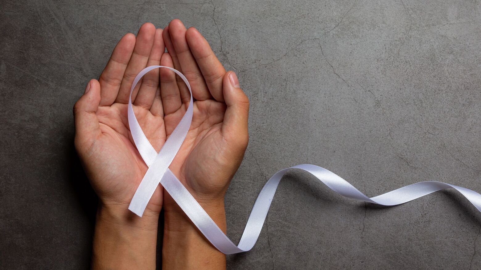 Especialistas debatem importância dos testes genéticos no cancro hereditário