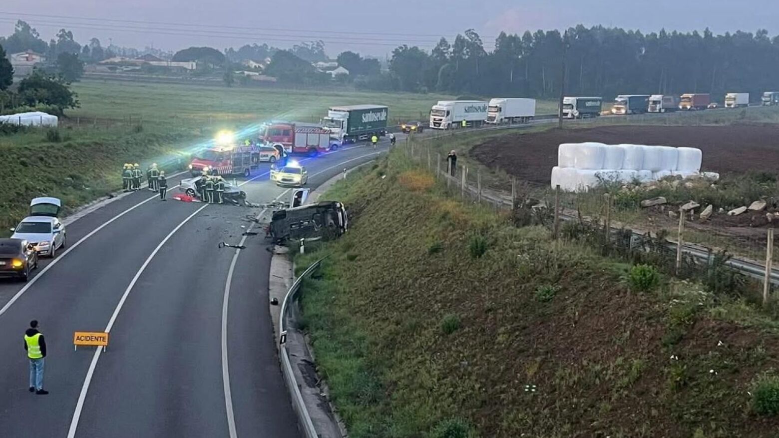 Colis&atilde;o frontal na Maia provoca uma v&iacute;tima mortal e dois feridos