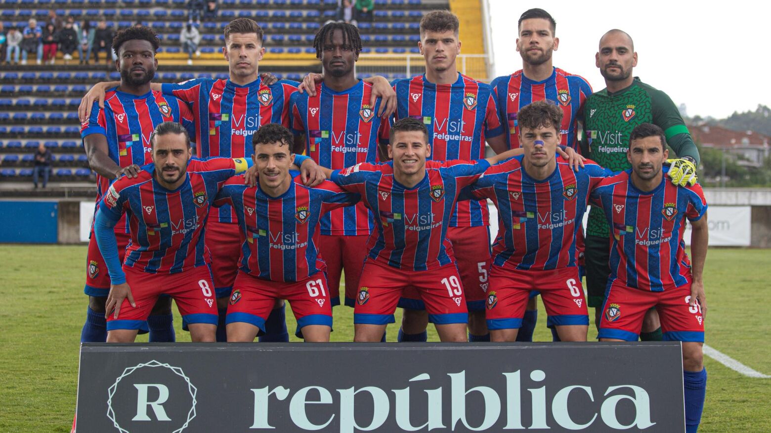 Felgueiras empata 3-3 com Benfica B no último lance e mantém posição na II Liga