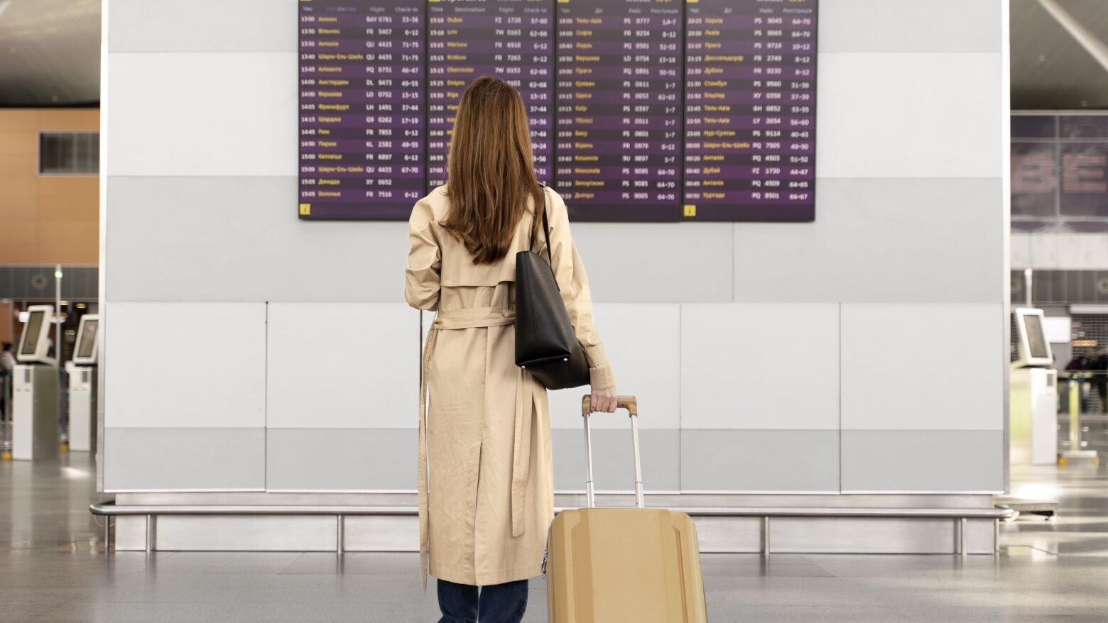 Portugal admite suspender novo controlo de fronteiras no Natal para evitar caos nos aeroportos