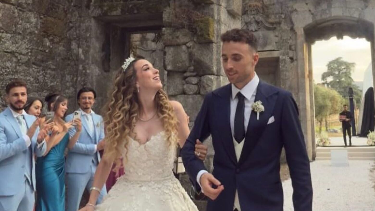 Diogo Jota: O gesto solidário do craque que trocou prendas de casamento por donativos aos bombeiros