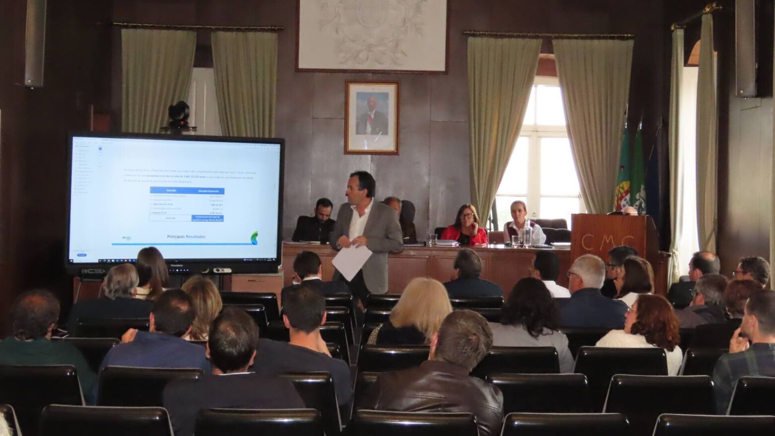 Assembleia Municipal de Cinfães aprova contas de 2024 e novas contratações