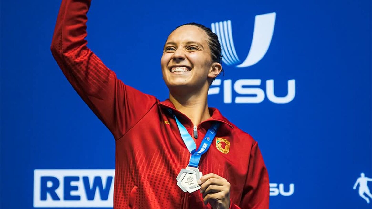 Natação: Felgueirense Francisca Martins: ouro, prata e um sonho olímpico