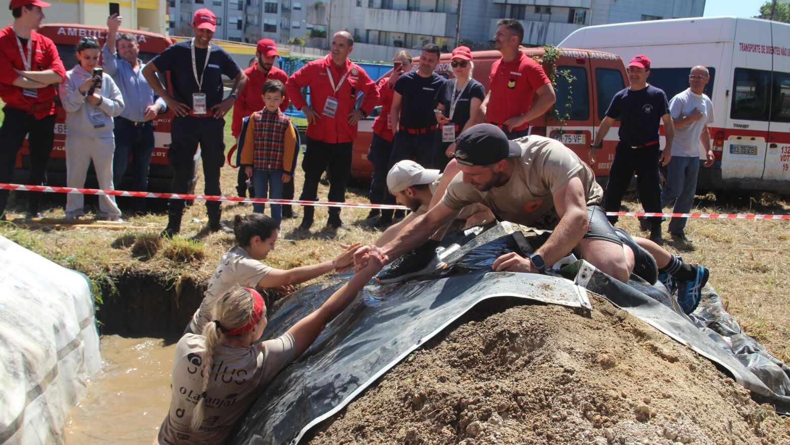 Primeira 'Urban Race' dos Bombeiros Voluntários do Marco de Canaveses foi "um sucesso"