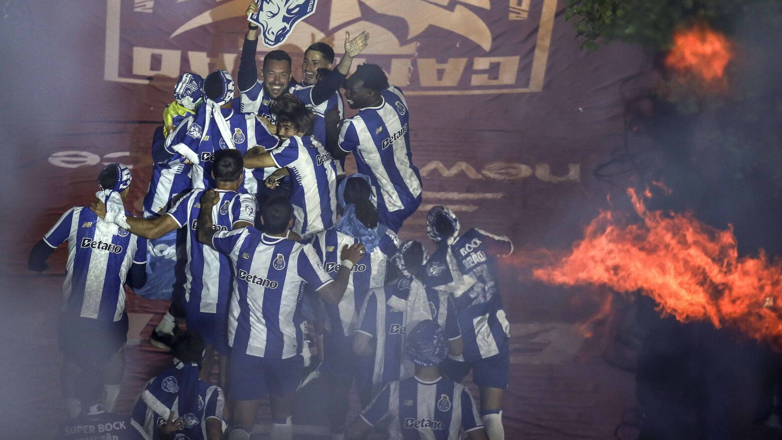 FC Porto volta a alcan&ccedil;ar o Benfica no topo dos t&iacute;tulos nacionais