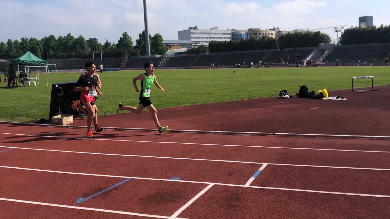 Atletas da Secção de Atletismo do F.C. Penafiel em destaque no Campeonato Regional de Sub-16
