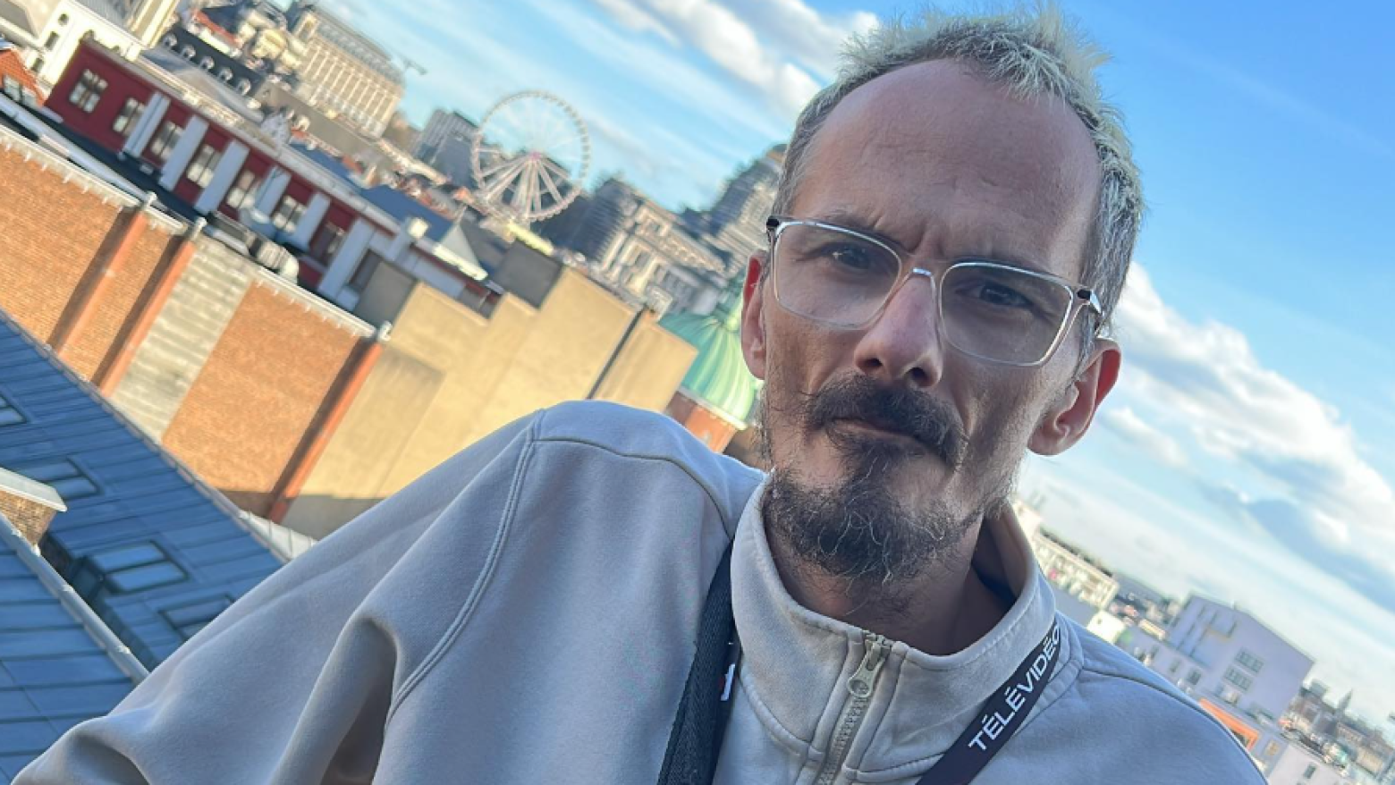 Influencer francês morre após 289 horas de agressões transmitidas em direto