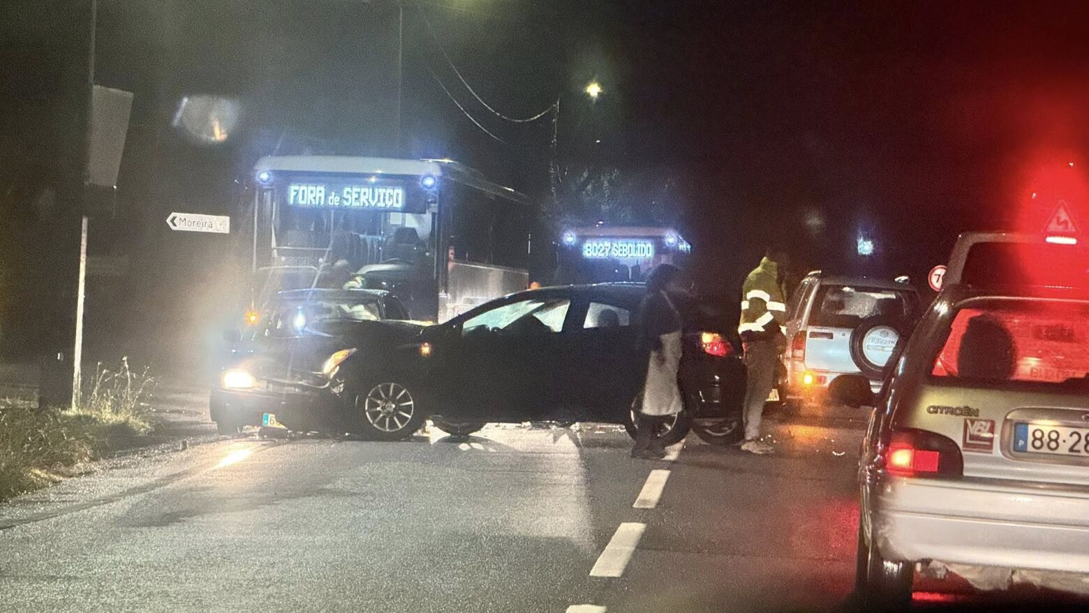 Acidente perto do quartel dos Bombeiros de Melres, em Gondomar, provoca um ferido