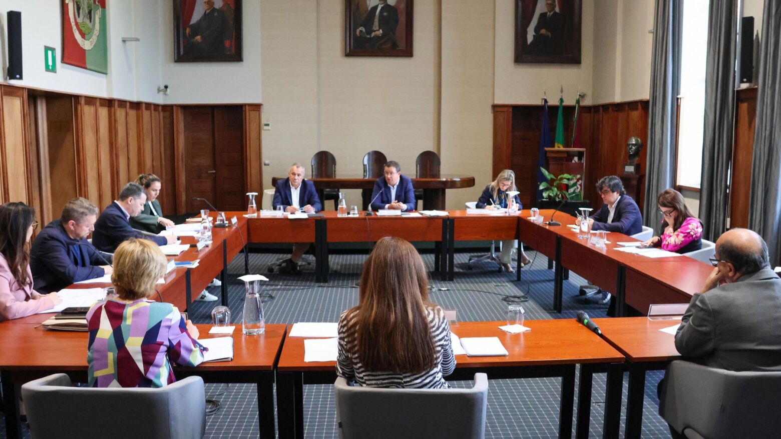 Paredes: C&acirc;mara Municipal e SMAS aprovam contas de 2025 com saldos positivos e redu&ccedil;&atilde;o de d&iacute;vida