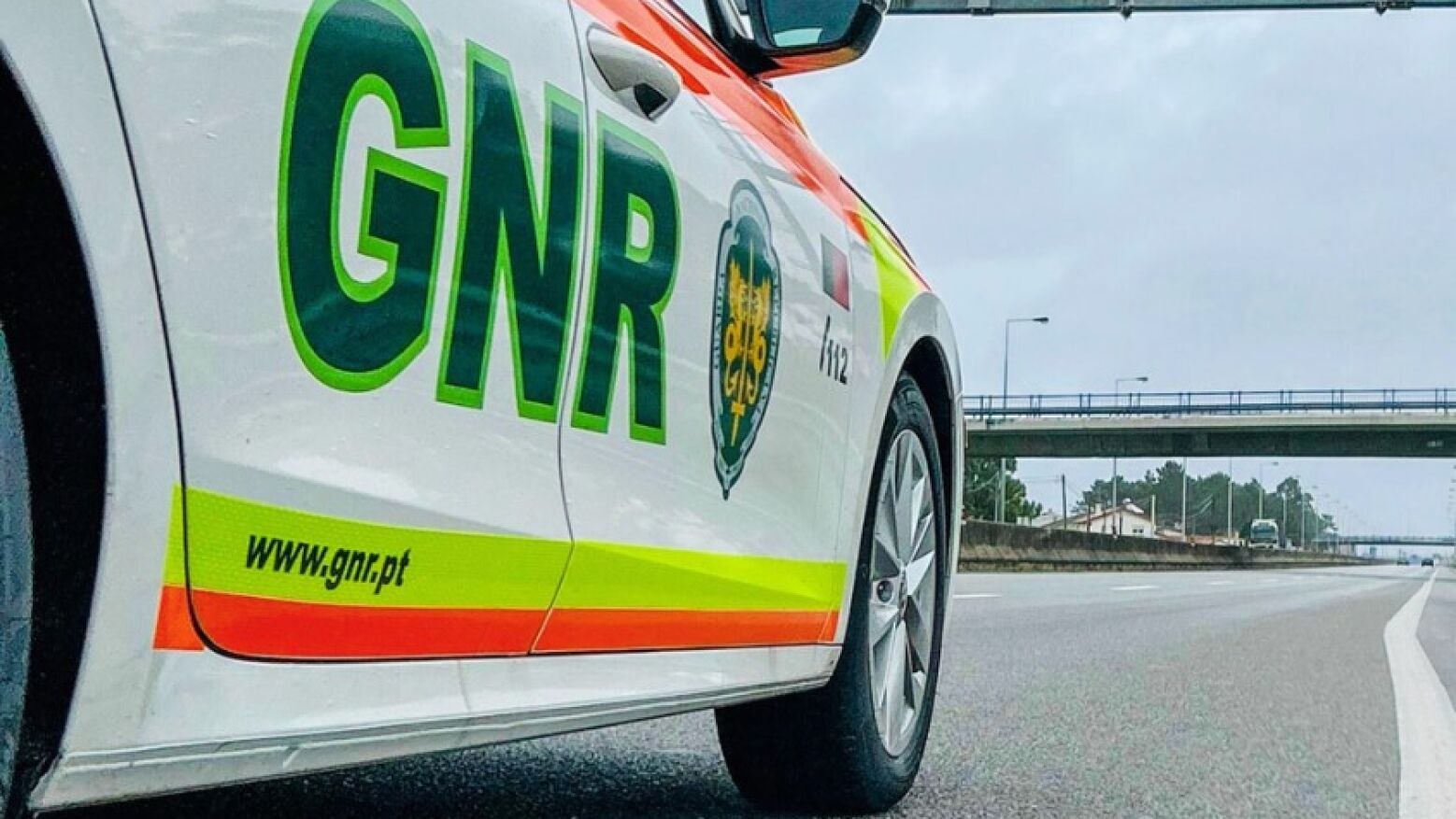 GNR atualiza estradas cortadas devido a incêndios rurais em cinco distritos