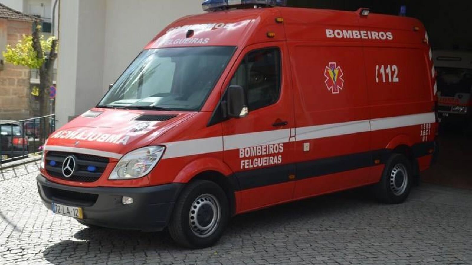 Despiste de carro em Felgueiras causa um ferido