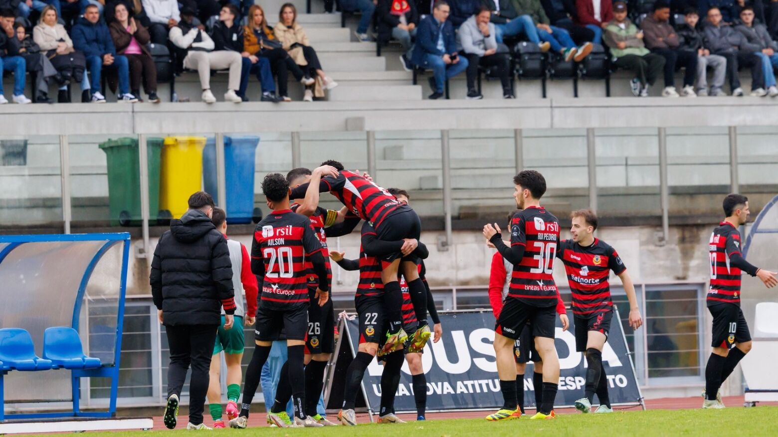 AD Lousada garante subida à Liga Pro e sonha com o título da Divisão de Elite AF Porto