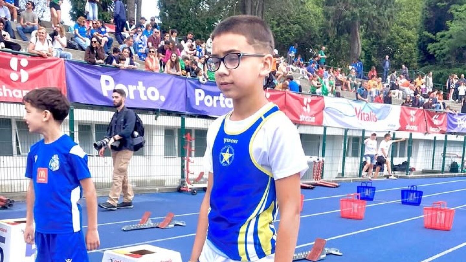 Atleta do Marco de Canaveses bate recorde no Meeting do Porto numa semana de conquistas para as "Estrelas"