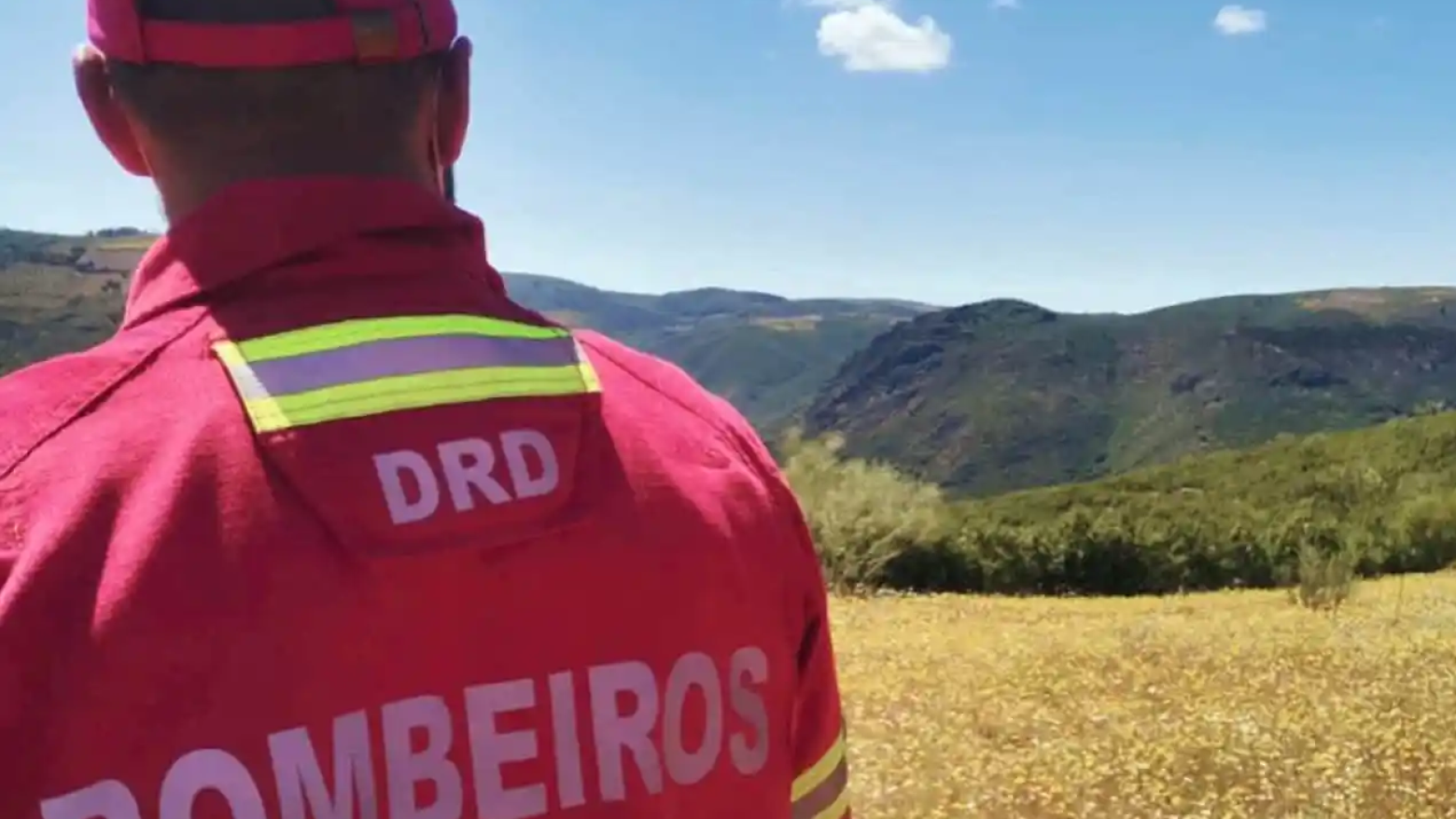 Cerca de 80 concelhos de 10 distritos em risco máximo de incêndio este domingo