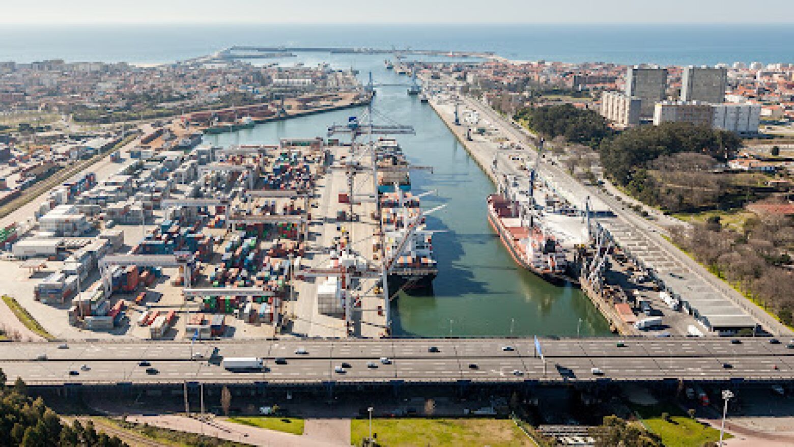 C&acirc;mara de Matosinhos amea&ccedil;a com tribunal para travar amplia&ccedil;&atilde;o do terminal de Leix&otilde;es