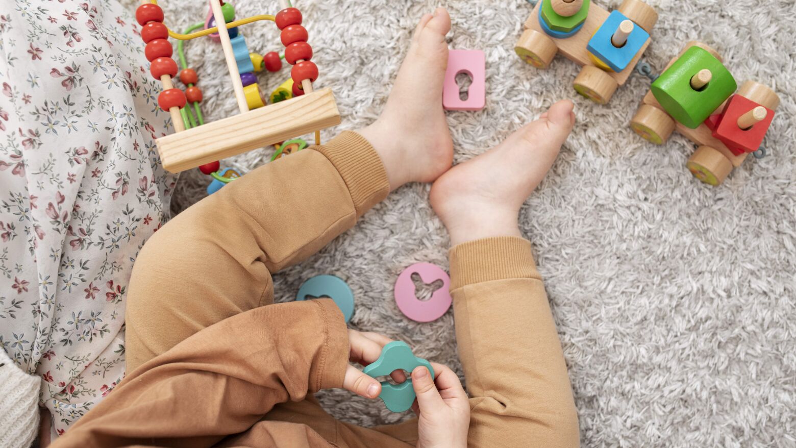 Licença parental poderá atingir seis meses com partilha obrigatória entre progenitores