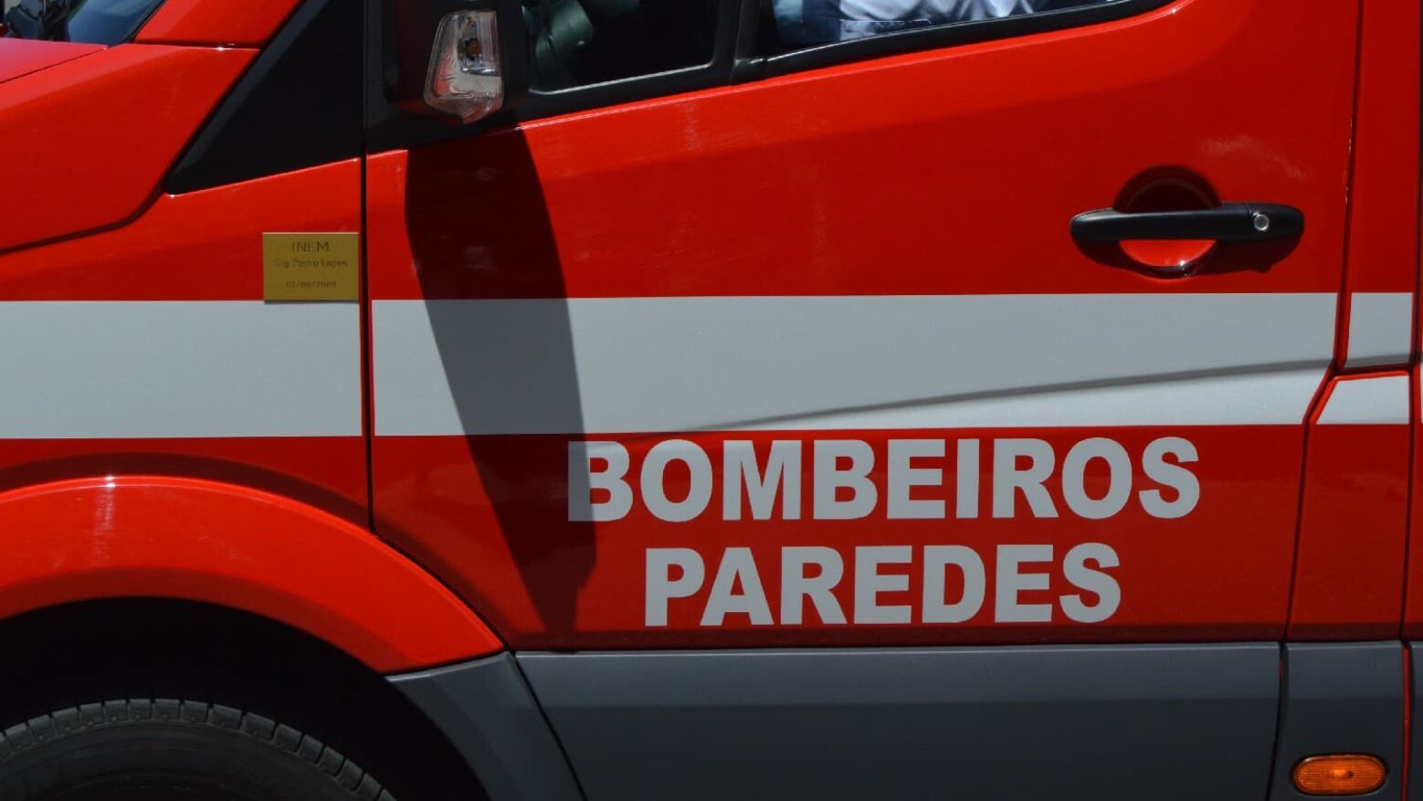 Colisão entre motociclo e ligeiro de mercadorias provoca um ferido em Paredes