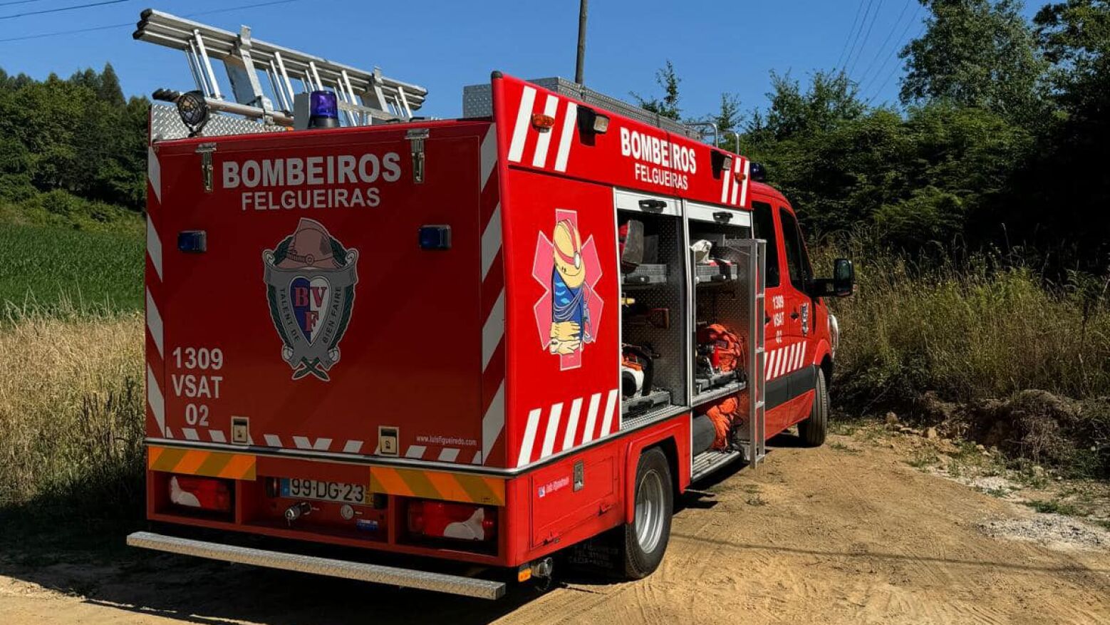 Felgueiras: Incêndio deflagrou numa unidade de calçado em Idães
