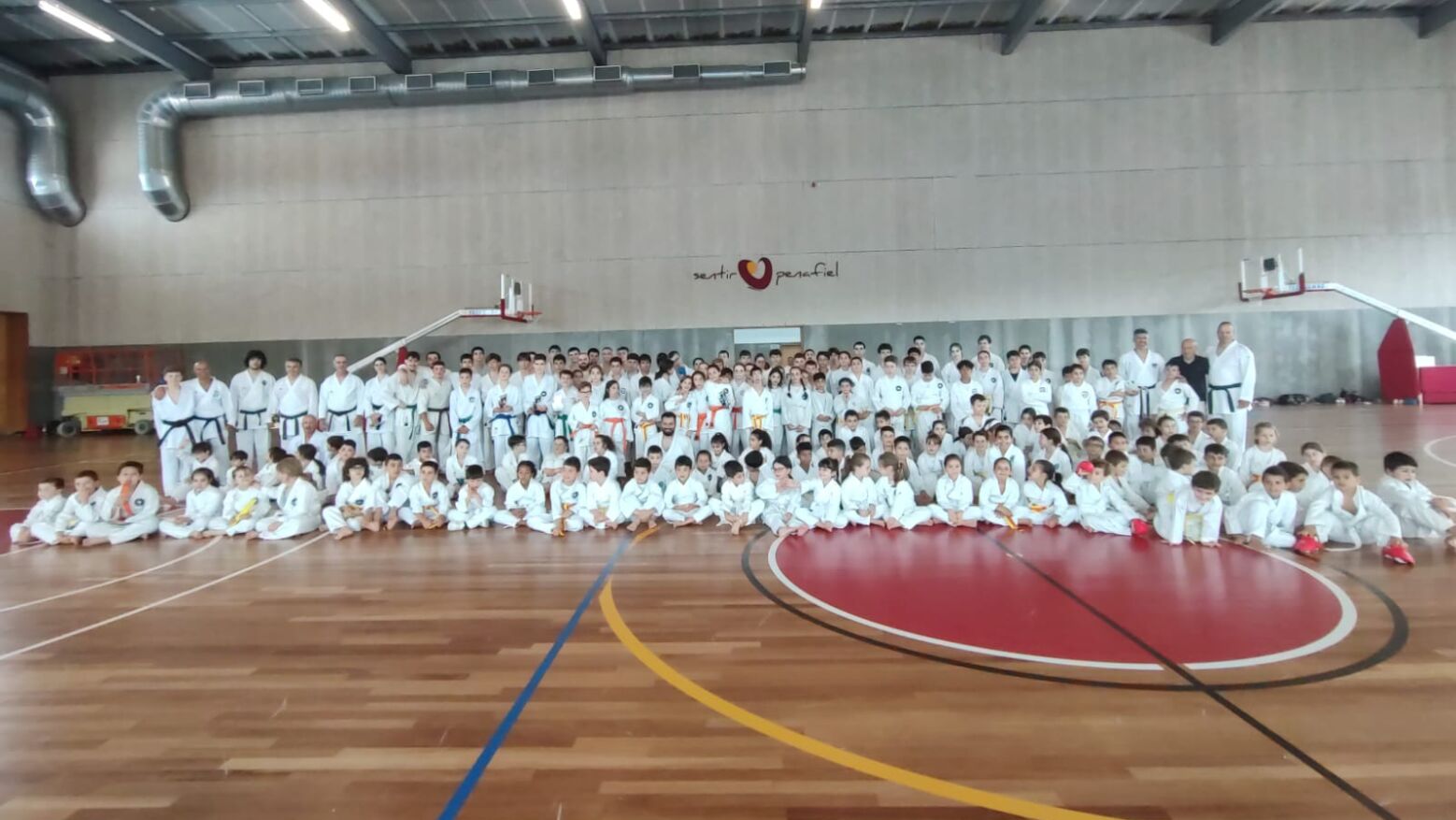 Estágio das Escolas de Karate Penafiel ADP reuniu mais de 200 atletas em Rio de Moinhos