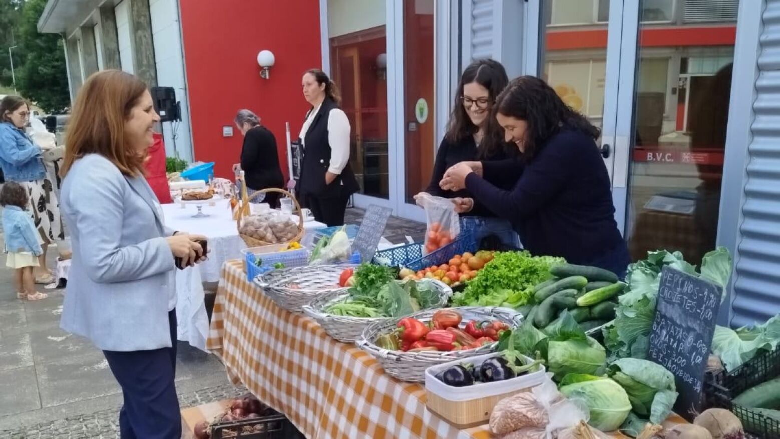 “Celeiro Rico” levou mercado local de produtores a Fervença e regressa em agosto a Gandarela de Basto