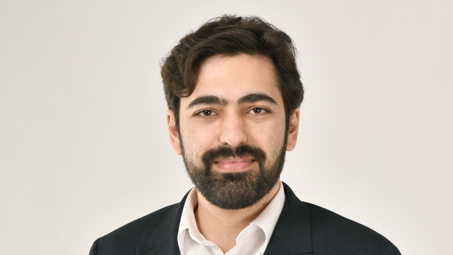 Eleições Autárquicas: Volt candidata jovem Daniel Gaio à Câmara de Gaia com foco na habitação acessível e transportes