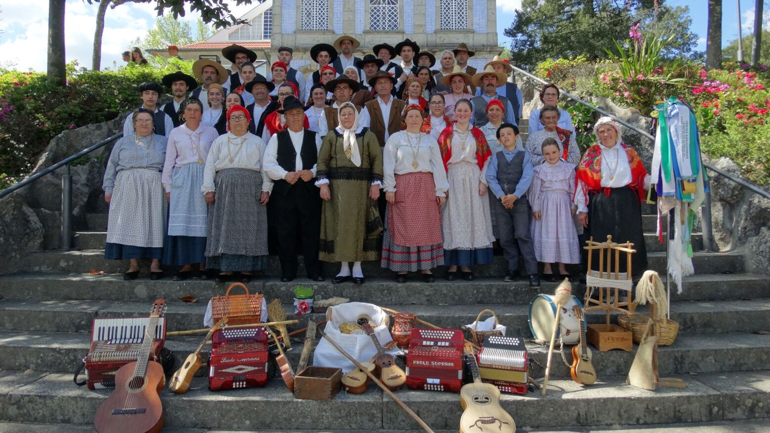 Lousada: Meinedo recebe Festival Nacional de Folclore e Lavradeiras do Vale do Sousa levam tradição a Porto Santo