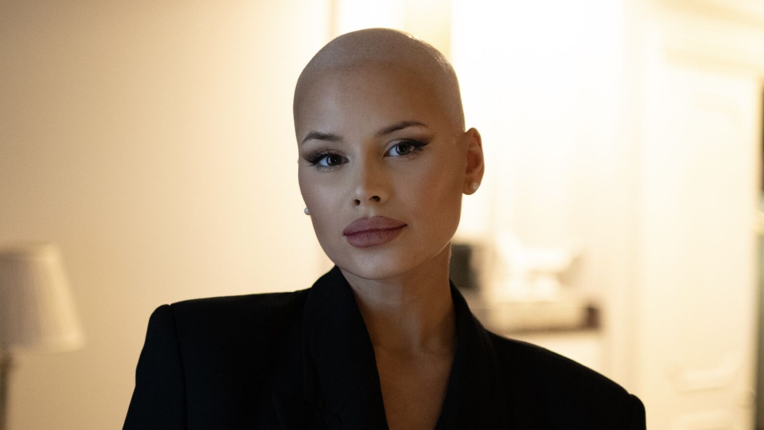 Sarah Maggioli foi diagnosticada com cancro da mama aos 28 anos e tornou-se voz para outros jovens 