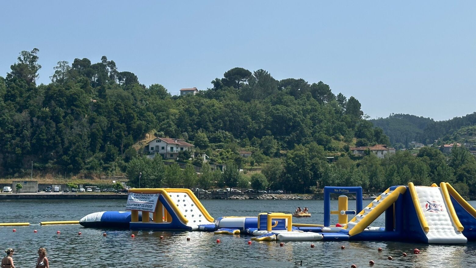 "A sensação deste Verão", o parque Douro Water Park vai ser inaugurado na praia de Bitetos em Marco de Canaveses
